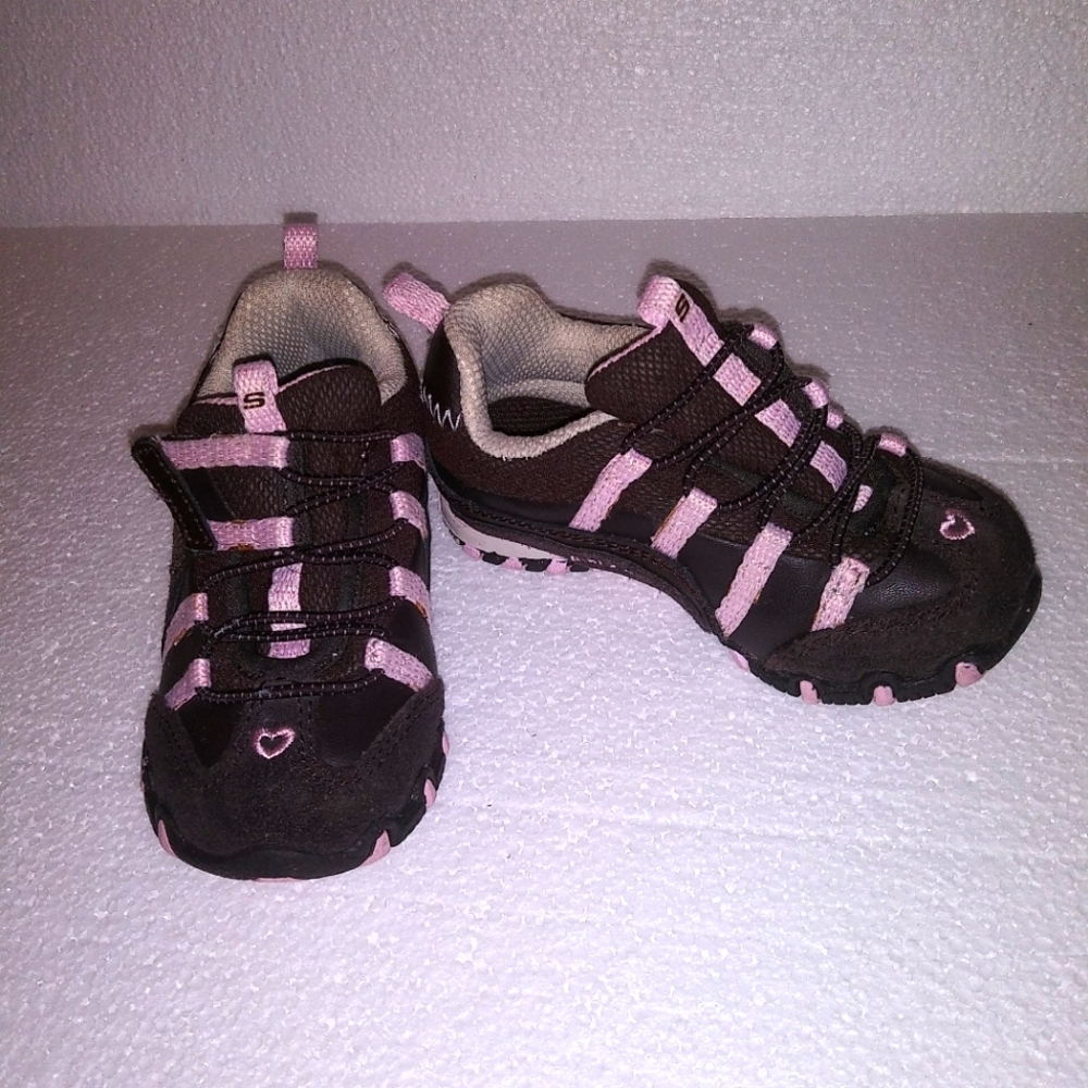 Skechers Tottler Girls Size-6 Round-Toe Brown/Pink Hook & Loop Flat heel…